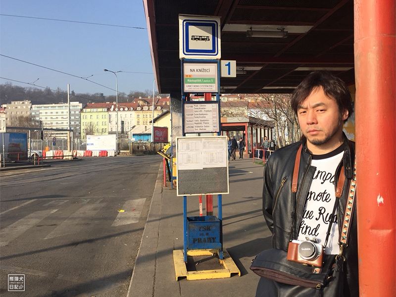 Andel駅バス停