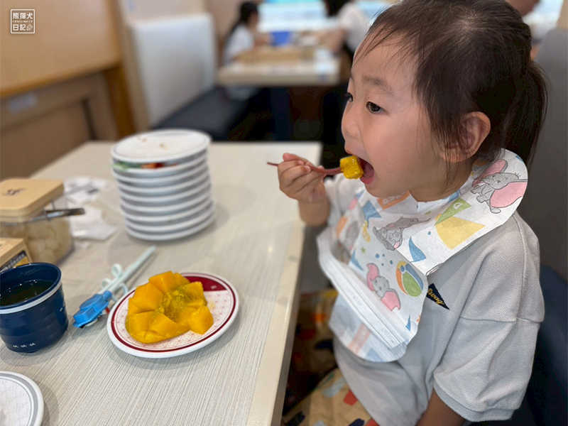 小倅の回転寿司体験